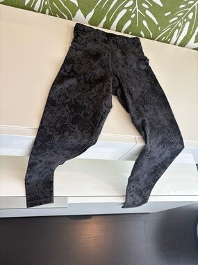 High-Waist Black Snake-Print Leggings - Women🖤